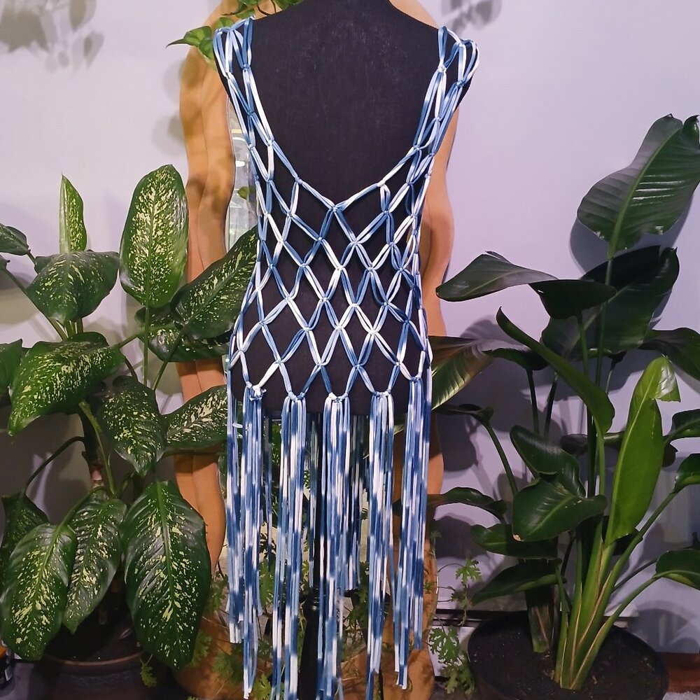 Macrame Cover-up - Picture 4 of 7